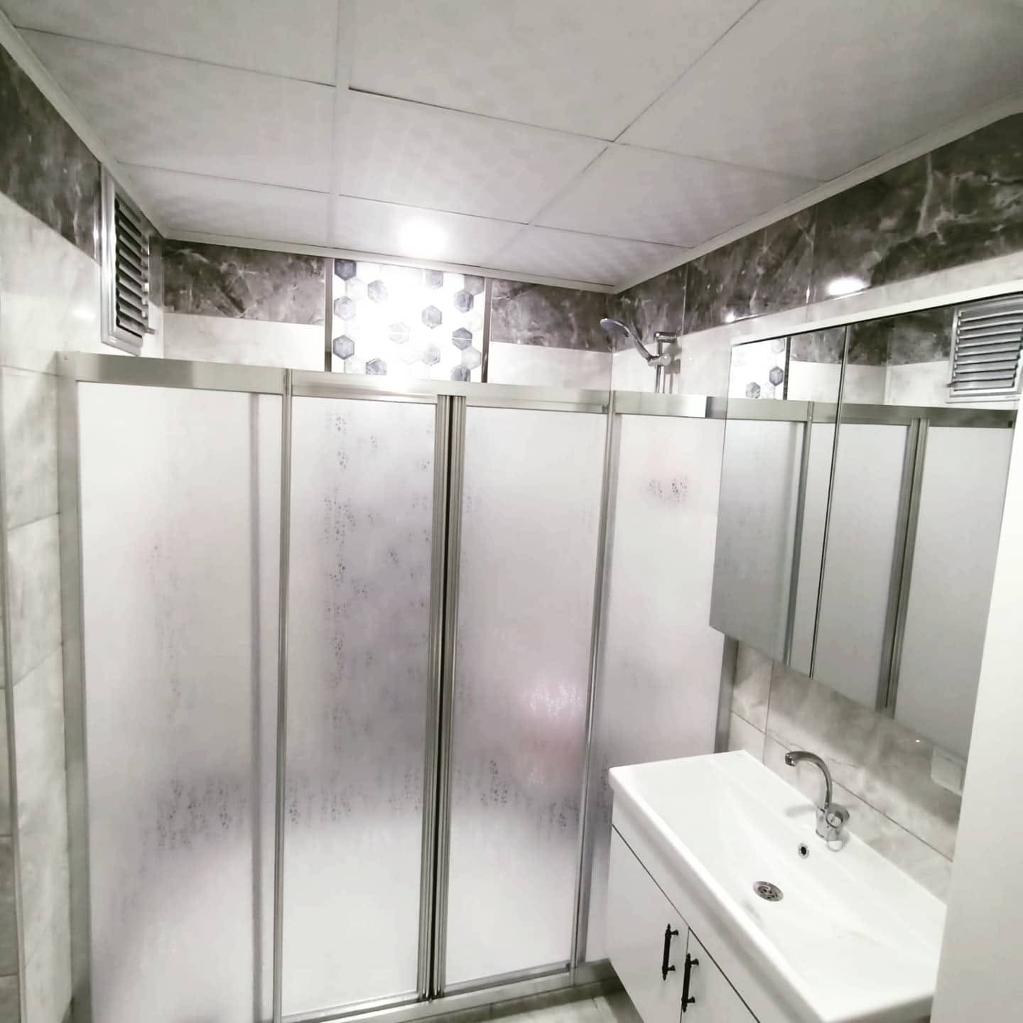 Banyo ve Mutfak Tesisatı — Banyo içindeki su ve gider kullanım alanı