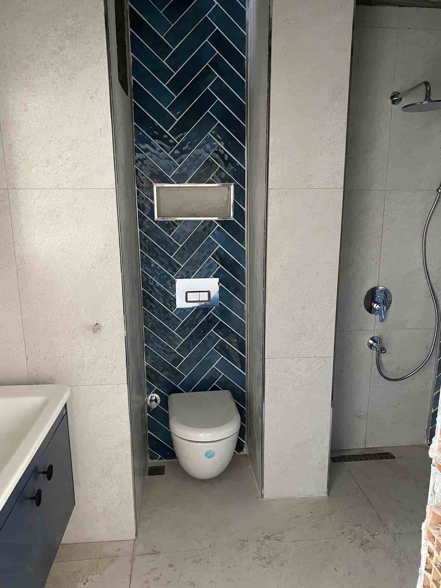 Banyo içindeki su ve gider kullanım alanı