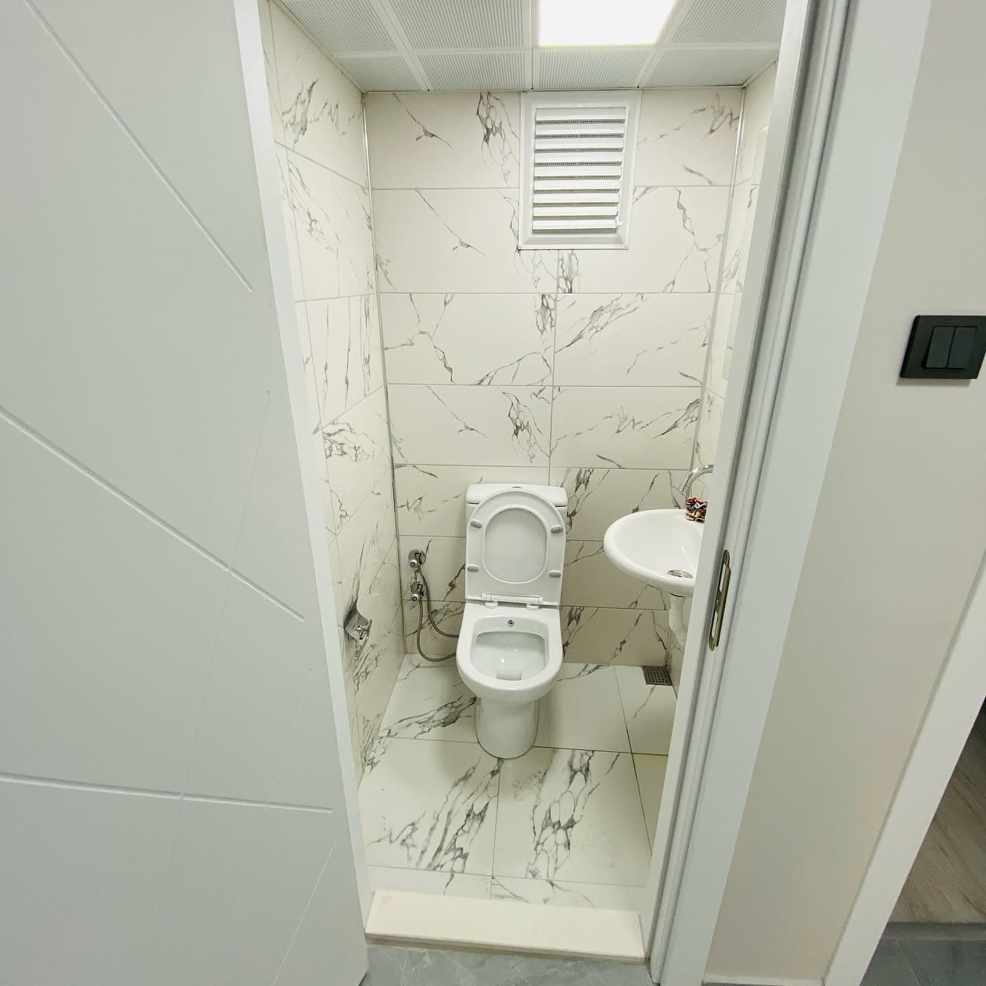 Klozet Açma — Banyo içindeki su ve gider kullanım alanı
